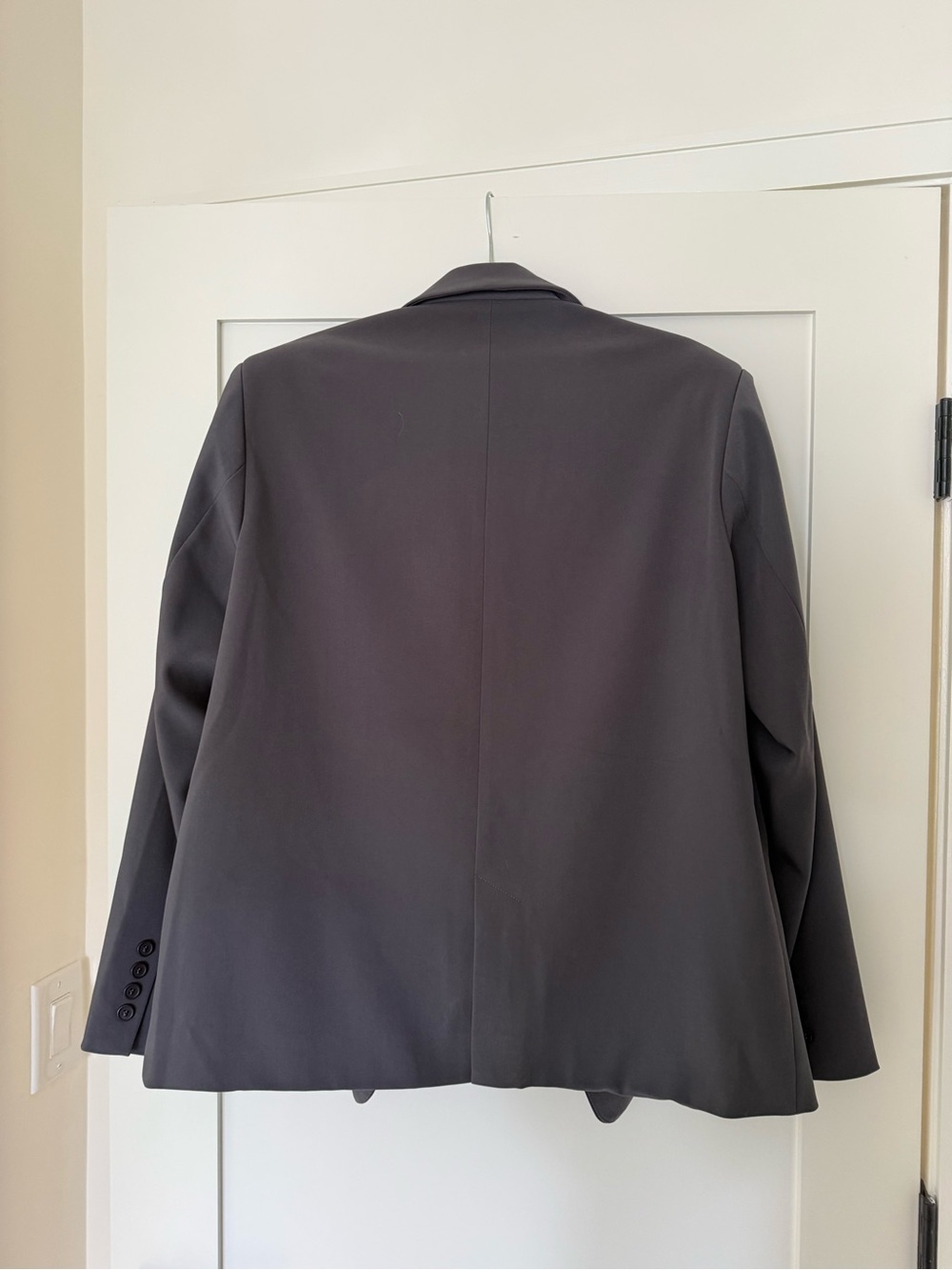 MESHKI Simone Oversized Blazer Jacket in Gray Charcoal - Picture 7 of 10